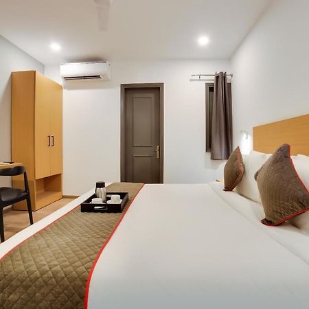 Oyo Townhouse 019 Anand Vihar Hotel New Delhi Luaran gambar