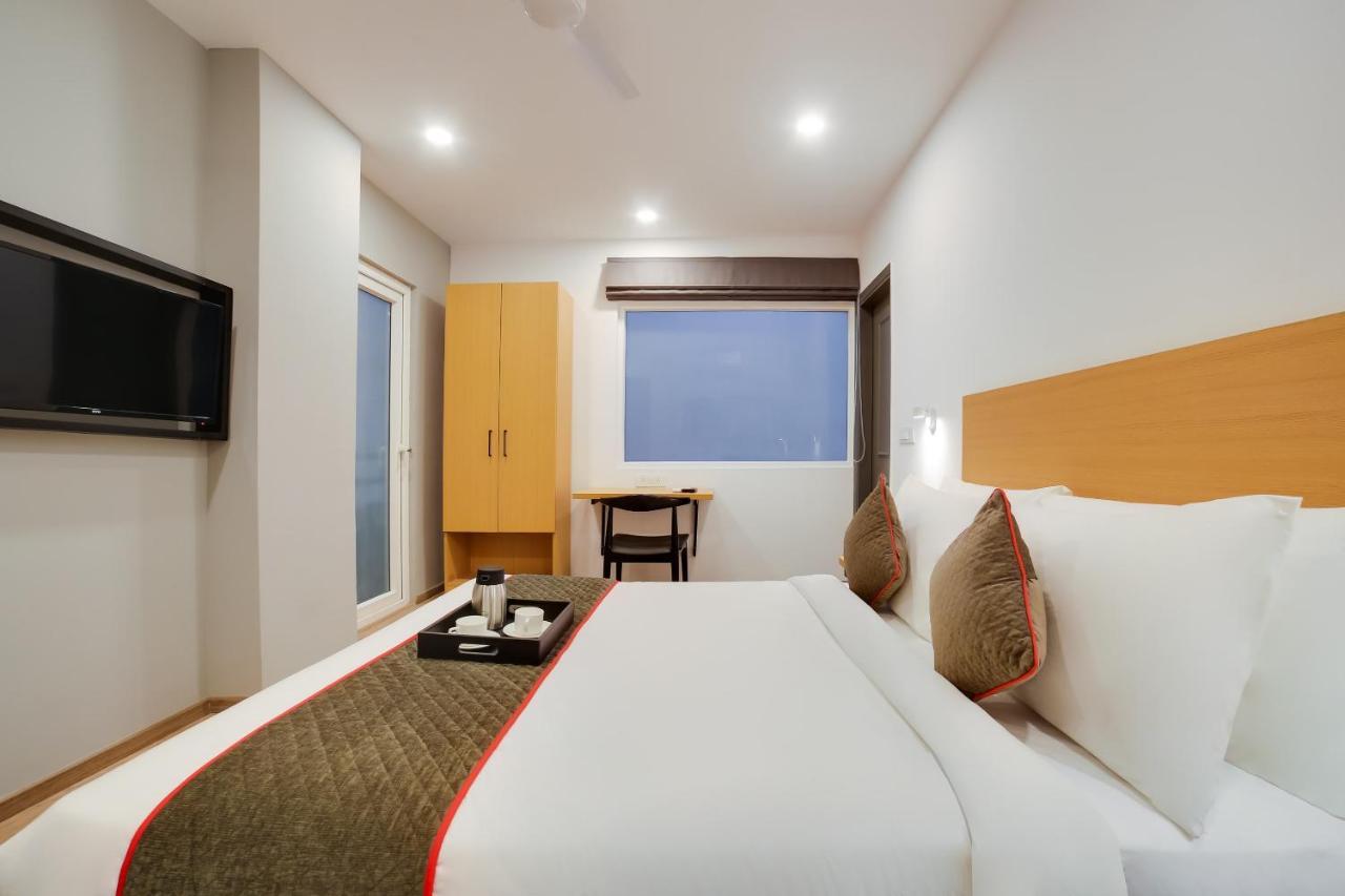 Oyo Townhouse 019 Anand Vihar Hotel New Delhi Luaran gambar