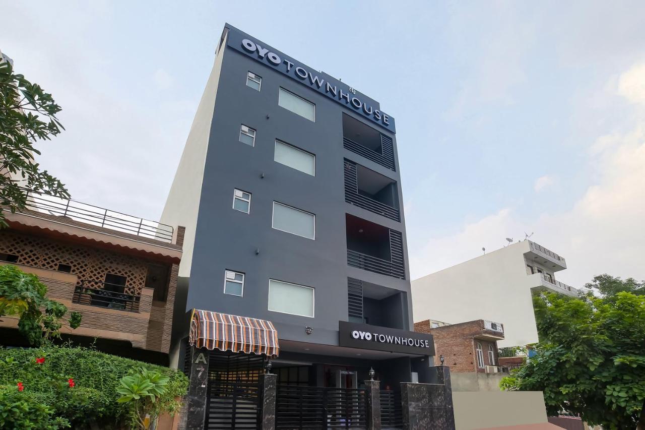 Oyo Townhouse 019 Anand Vihar Hotel New Delhi Luaran gambar