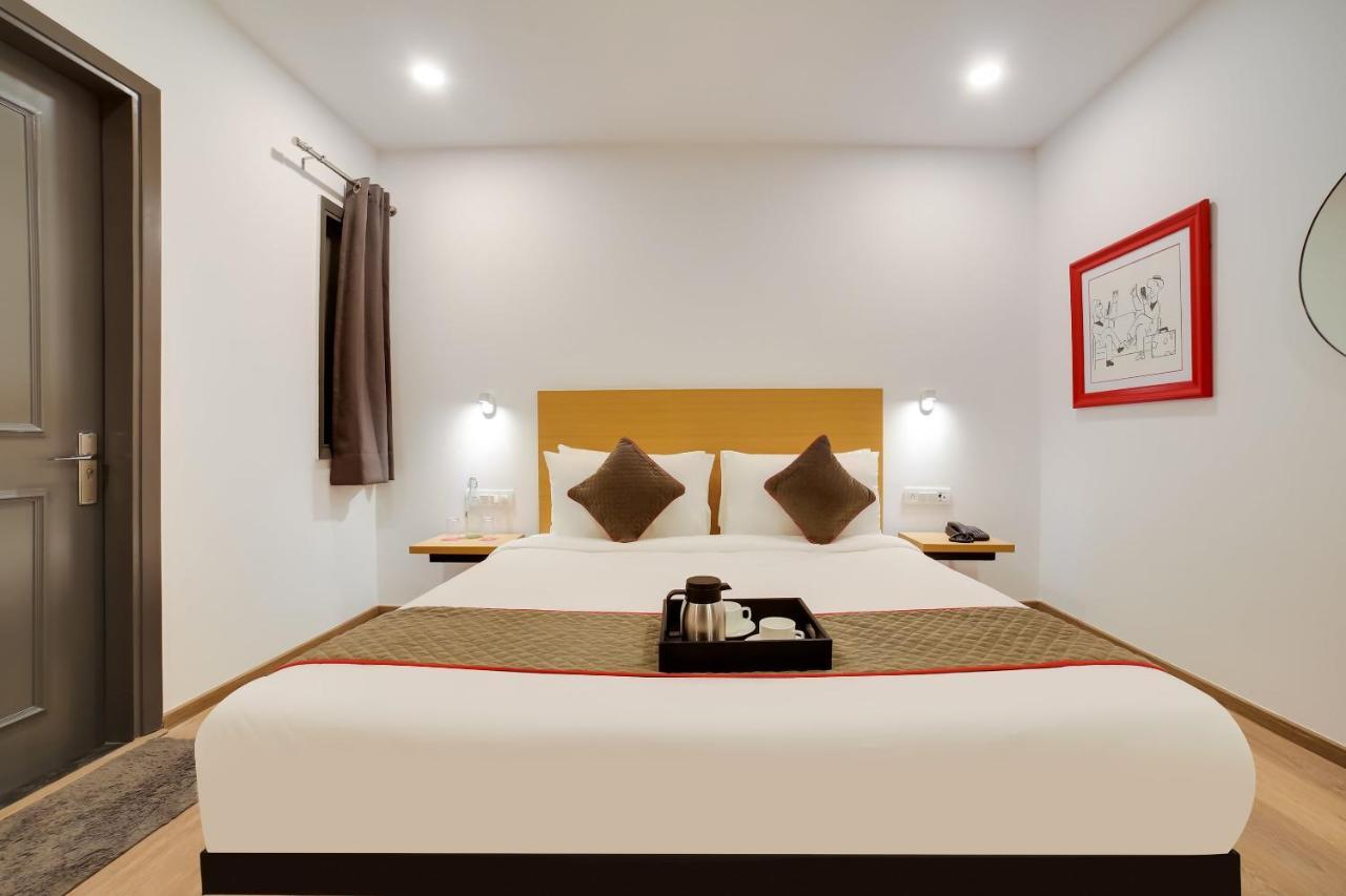 Oyo Townhouse 019 Anand Vihar Hotel New Delhi Luaran gambar
