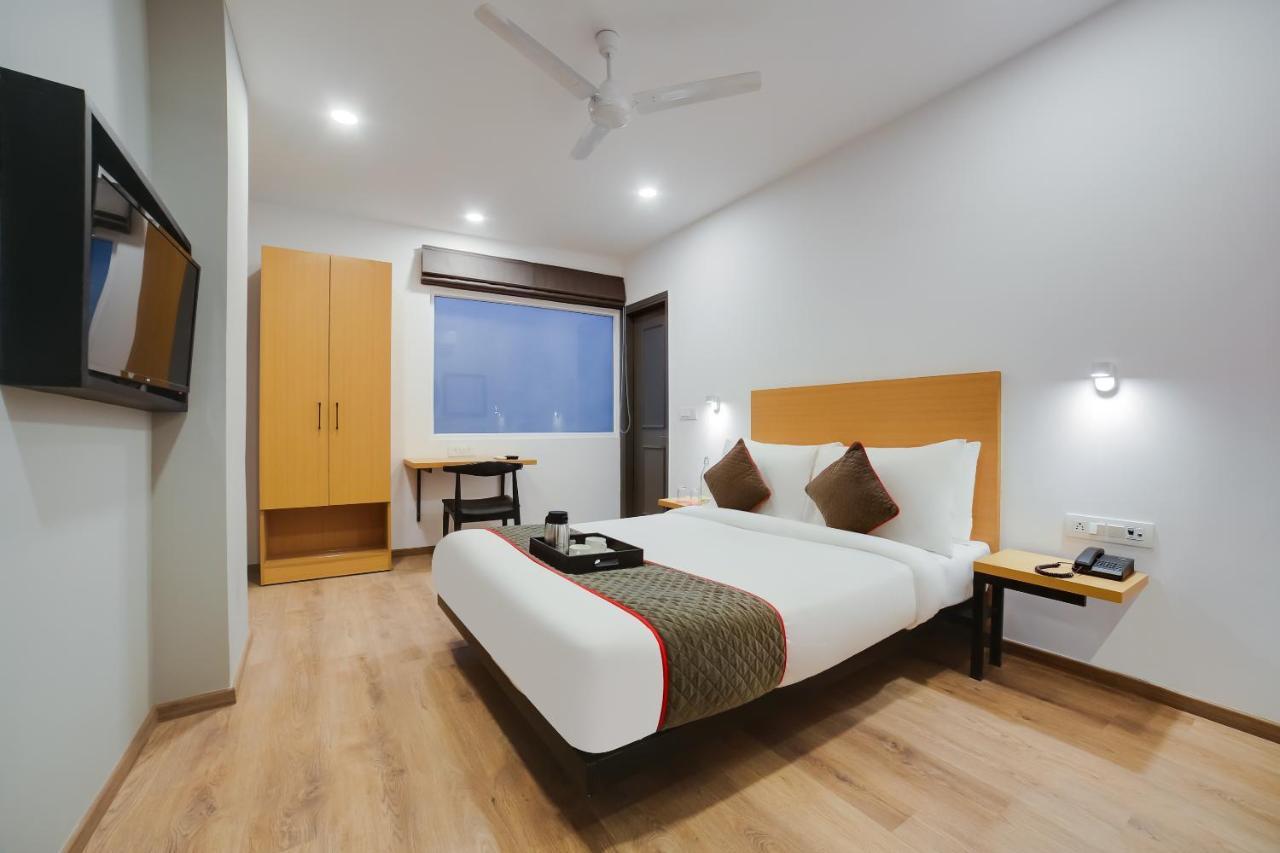 Oyo Townhouse 019 Anand Vihar Hotel New Delhi Luaran gambar